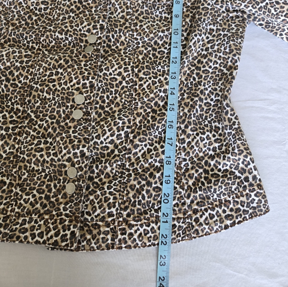 Live a Little Animal Print Jacket - Picture 5 of 9